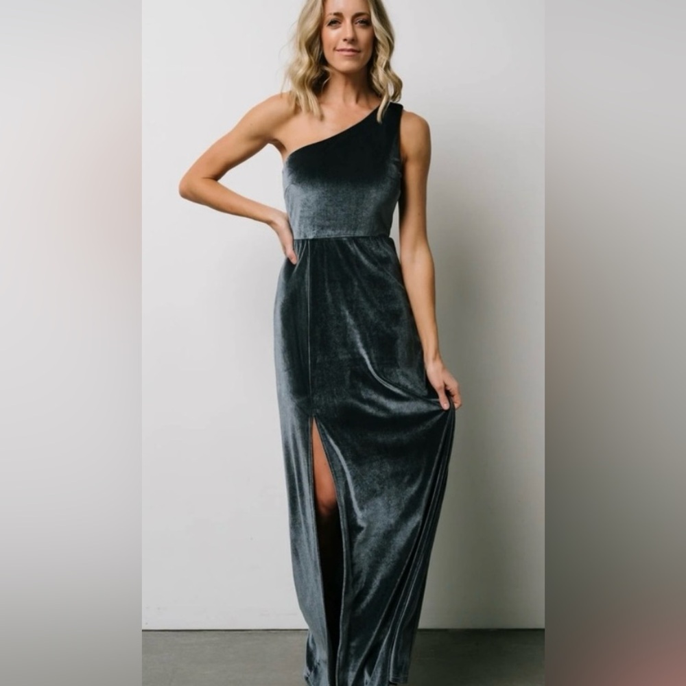 Baltic Born Tatiana Velvet One Shoulder Maxi Dress NWOT